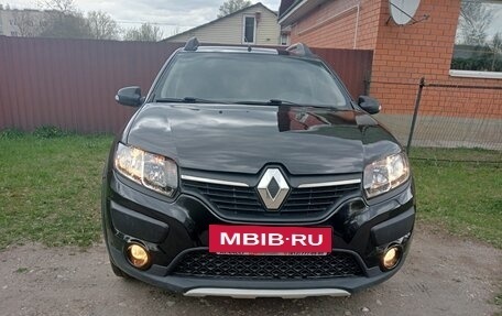 Renault Sandero II рестайлинг, 2017 год, 780 000 рублей, 2 фотография