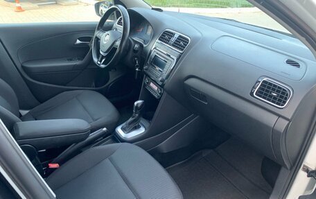 Volkswagen Polo VI (EU Market), 2017 год, 1 199 900 рублей, 14 фотография