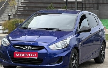 Hyundai Solaris II рестайлинг, 2013 год, 620 000 рублей, 7 фотография