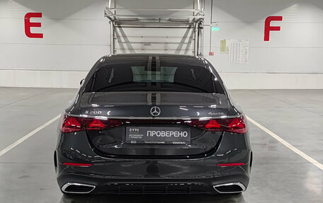 Mercedes-Benz E-Класс, 2025 год, 7 790 000 рублей, 10 фотография