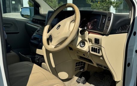 Nissan Elgrand III, 2006 год, 1 180 000 рублей, 10 фотография