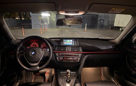 BMW 3 серия, 2013 год, 1 800 000 рублей, 14 фотография