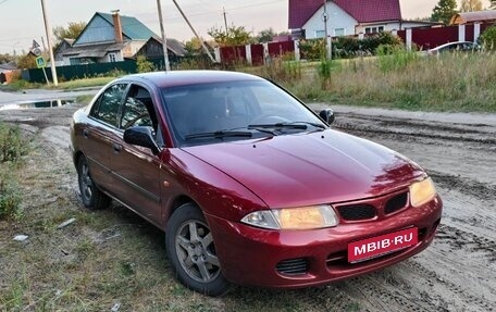 Mitsubishi Carisma I, 1997 год, 200 000 рублей, 1 фотография