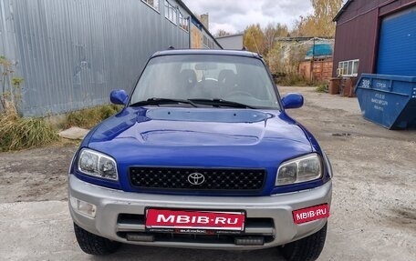 Toyota RAV4, 1999 год, 650 000 рублей, 1 фотография