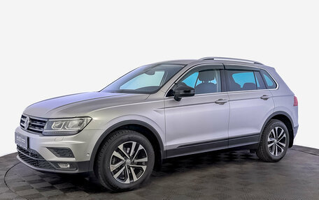 Volkswagen Tiguan II, 2019 год, 2 450 000 рублей, 1 фотография