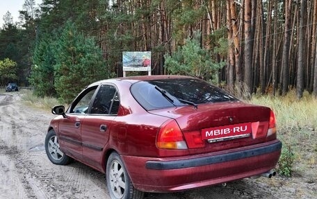 Mitsubishi Carisma I, 1997 год, 200 000 рублей, 4 фотография