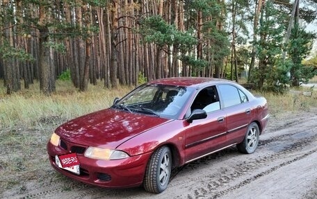 Mitsubishi Carisma I, 1997 год, 200 000 рублей, 3 фотография
