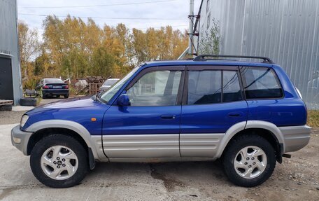 Toyota RAV4, 1999 год, 650 000 рублей, 2 фотография