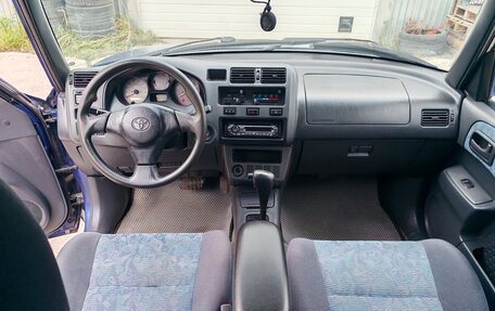 Toyota RAV4, 1999 год, 650 000 рублей, 12 фотография