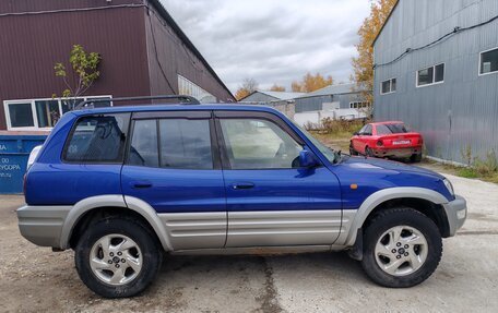 Toyota RAV4, 1999 год, 650 000 рублей, 4 фотография