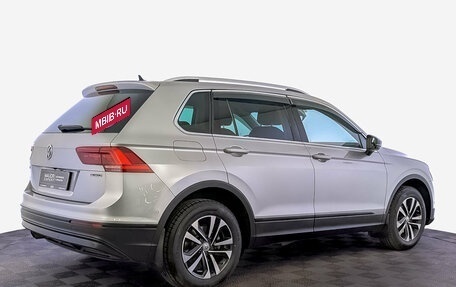 Volkswagen Tiguan II, 2019 год, 2 450 000 рублей, 5 фотография