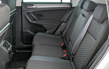 Volkswagen Tiguan II, 2019 год, 2 450 000 рублей, 18 фотография