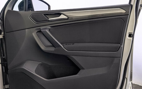 Volkswagen Tiguan II, 2019 год, 2 450 000 рублей, 25 фотография