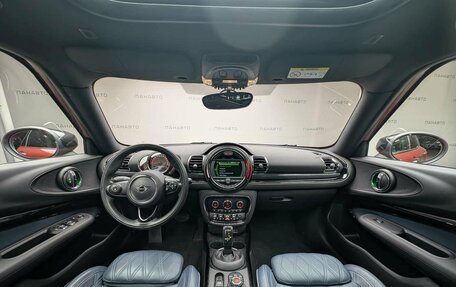 MINI Clubman, 2019 год, 2 325 000 рублей, 5 фотография