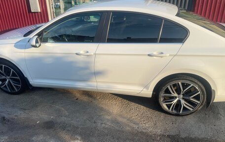 Volkswagen Passat B8 рестайлинг, 2016 год, 1 200 000 рублей, 3 фотография