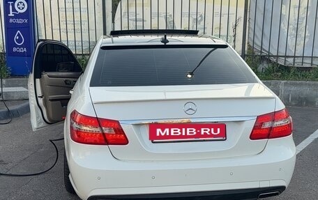 Mercedes-Benz E-Класс, 2012 год, 1 950 000 рублей, 6 фотография