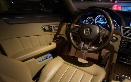 Mercedes-Benz E-Класс, 2012 год, 1 950 000 рублей, 19 фотография