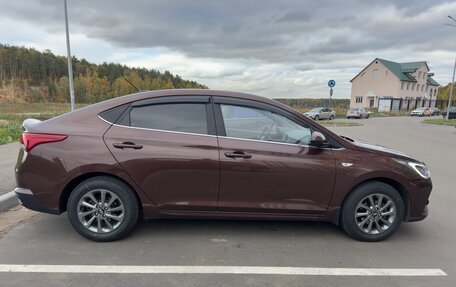 Hyundai Solaris II рестайлинг, 2021 год, 1 620 000 рублей, 5 фотография