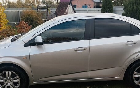 Chevrolet Aveo III, 2013 год, 800 000 рублей, 2 фотография