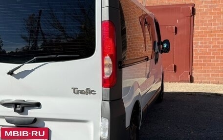 Renault Trafic, 2013 год, 1 340 000 рублей, 8 фотография