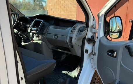 Renault Trafic, 2013 год, 1 340 000 рублей, 12 фотография