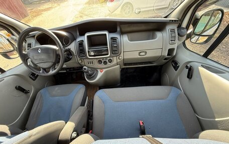 Renault Trafic, 2013 год, 1 340 000 рублей, 16 фотография