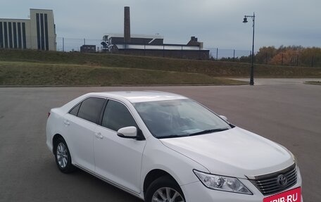 Toyota Camry, 2013 год, 1 750 000 рублей, 2 фотография