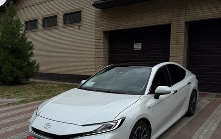 Toyota Camry, 2024 год, 3 150 000 рублей, 2 фотография