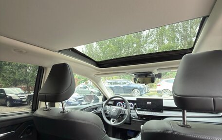 Toyota Camry, 2024 год, 3 150 000 рублей, 12 фотография