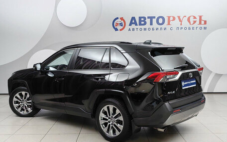 Toyota RAV4, 2022 год, 3 450 000 рублей, 2 фотография