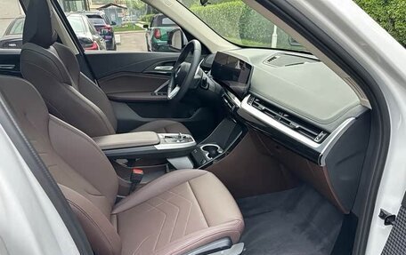 BMW X1, 2023 год, 2 700 000 рублей, 14 фотография