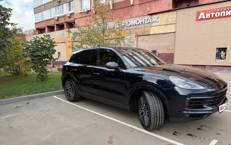 Porsche Cayenne III, 2018 год, 7 270 000 рублей, 2 фотография