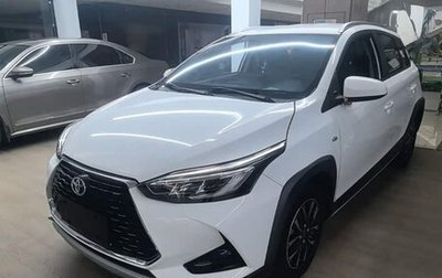 Toyota Yaris XP150 рестайлинг, 2022 год, 1 200 000 рублей, 1 фотография