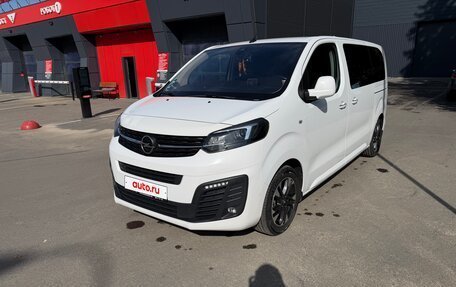 Opel Zafira Life I, 2020 год, 3 700 000 рублей, 13 фотография