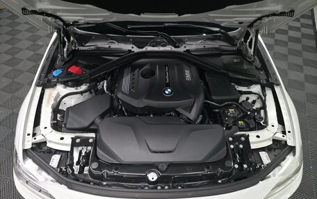 BMW 3 серия, 2018 год, 2 700 000 рублей, 2 фотография