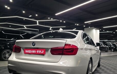 BMW 3 серия, 2018 год, 2 700 000 рублей, 19 фотография