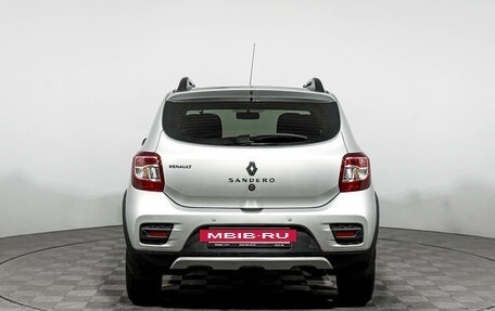 Renault Sandero II рестайлинг, 2018 год, 1 378 900 рублей, 6 фотография
