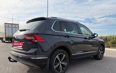 Volkswagen Tiguan II, 2018 год, 3 190 000 рублей, 5 фотография