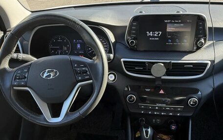 Hyundai Tucson III, 2019 год, 2 200 000 рублей, 13 фотография
