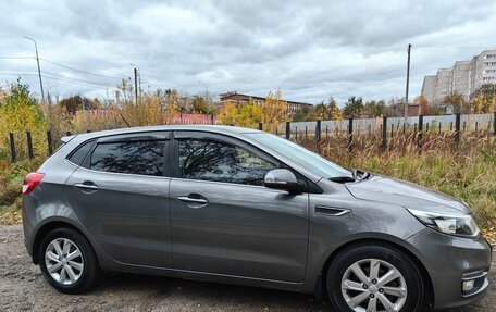 KIA Rio III рестайлинг, 2015 год, 920 000 рублей, 2 фотография