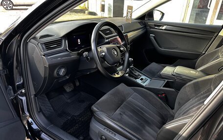 Skoda Superb III рестайлинг, 2022 год, 2 350 000 рублей, 8 фотография