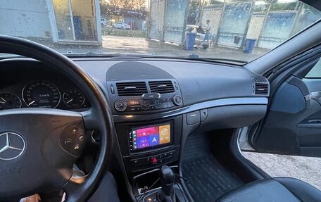 Mercedes-Benz E-Класс, 2004 год, 730 000 рублей, 6 фотография