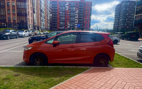 Honda Fit III, 2015 год, 1 300 000 рублей, 2 фотография