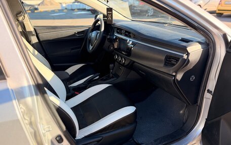 Toyota Corolla, 2013 год, 1 200 000 рублей, 6 фотография