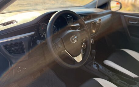 Toyota Corolla, 2013 год, 1 200 000 рублей, 5 фотография