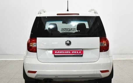 Skoda Yeti I рестайлинг, 2014 год, 1 095 000 рублей, 3 фотография