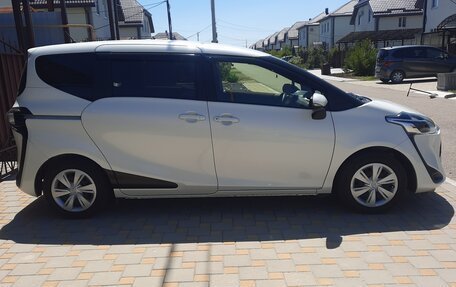 Toyota Sienta II, 2019 год, 1 525 000 рублей, 3 фотография