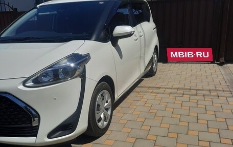 Toyota Sienta II, 2019 год, 1 525 000 рублей, 5 фотография