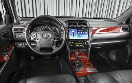 Toyota Camry, 2013 год, 1 854 000 рублей, 6 фотография