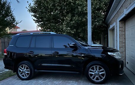 Toyota Land Cruiser 200, 2011 год, 3 600 000 рублей, 2 фотография